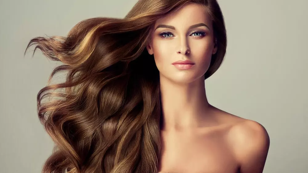 Несмываемая сыворотка-спрей для стимуляции роста волос 81Oils Leave-in serum-spray to stimulate hair growth